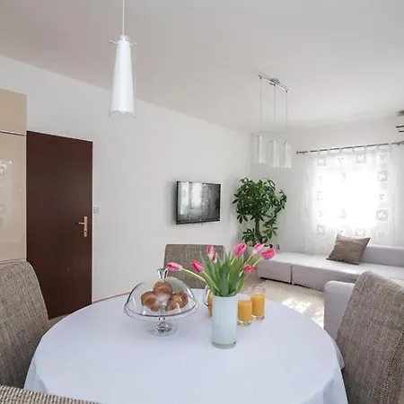 3 Bedroom Beautiful In
