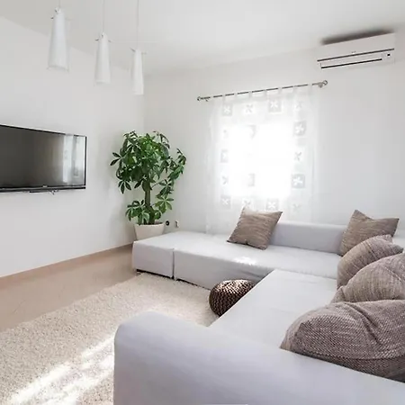 Lägenhet 3 Bedroom Beautiful In